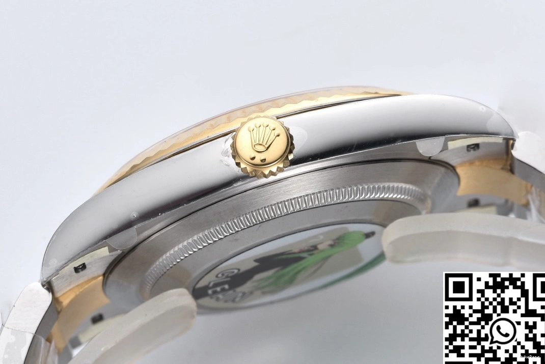 Motif Dial Oyster Gold Datejust Factory Clean Band Rolex M126333-0020 0419